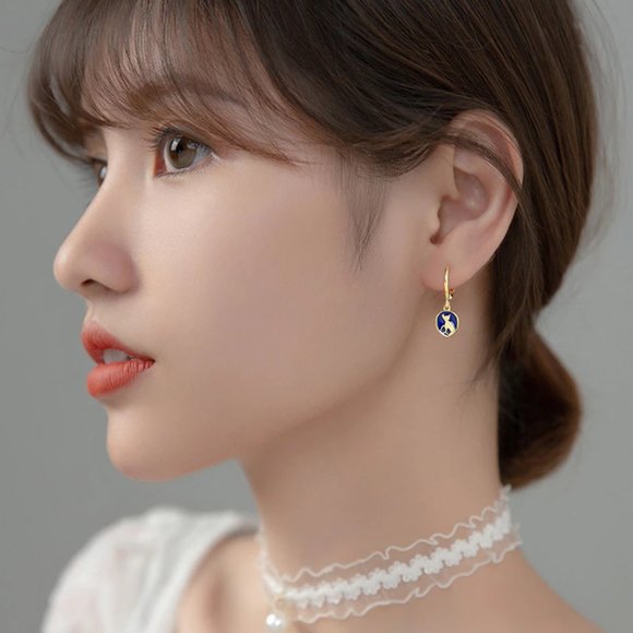 NEW Silver / Gold Cute Cat Ear Buckle Simple Temperament Earrings - Picture 3 of 8